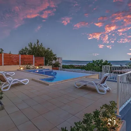 Stunning In With 4 Bedrooms, Wifi&outdoor Swimming Pool Appartement *